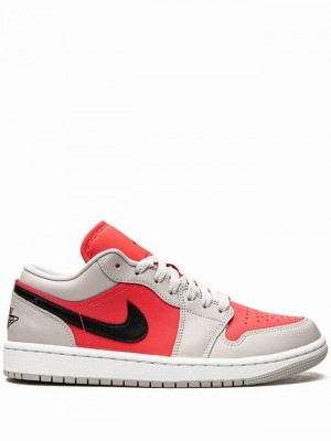 Nike Low Light Iron Ore/Siren Women's Air Jordan 1 Red / White / Black | XFRNTWV-07