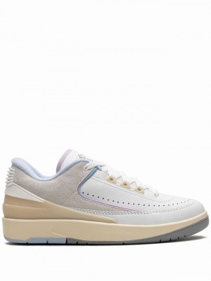 Nike Low Look Up In The Air Men's Air Jordan 2 White | SAUWYML-16