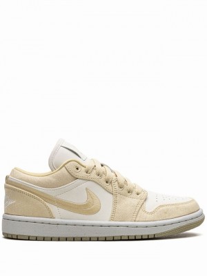 Nike Low Team Gold/Sail Women's Air Jordan 1 White / Beige | AXJLSWE-16