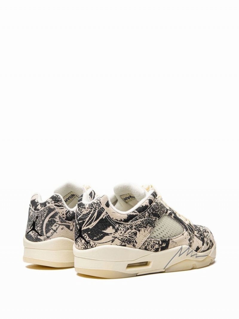 Nike Low Expression Women's Air Jordan 5 Black / White | MSWUEYA-27