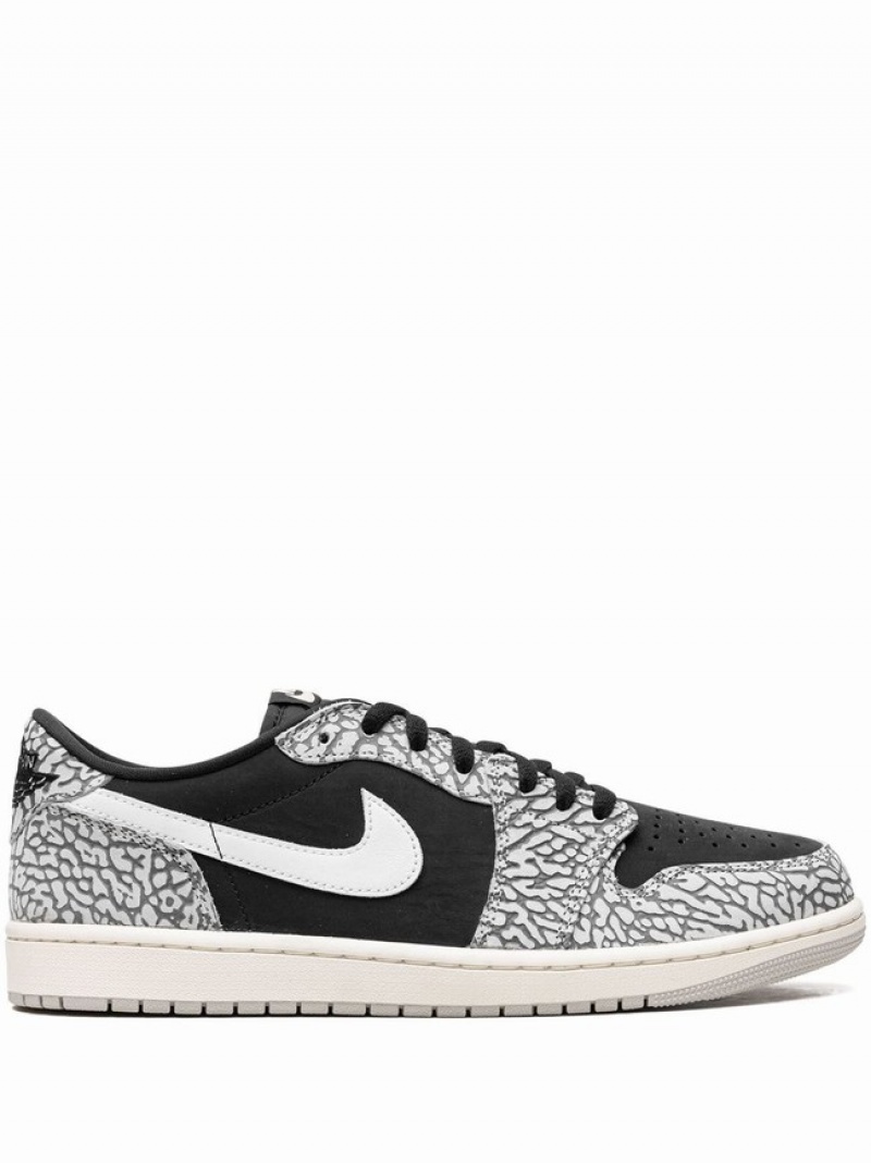 Nike Low Men\'s Air Jordan 1 Black / White | VHDEOQJ-87