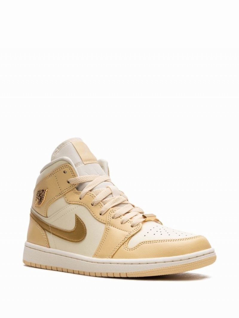 Nike Mid Pale Vanilla / Coconut Milk / Sail / Metallic Gold Women's Air Jordan 1 Beige / Cream / White / Gold | GAWOXQN-24