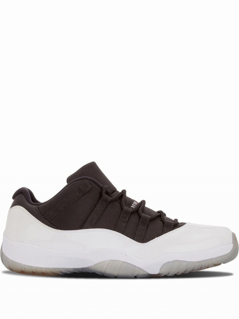 Nike Retro Low Men\'s Air Jordan 11 White / Black | XRSCHVY-37